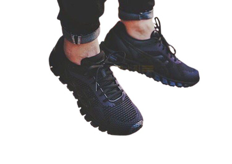 נעלי אסיקס-ASICS - Black Model-3 – תמונה 3