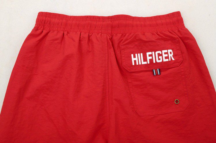 טומי הילפיגר-TOMMY SWIM MEN'S - Venetian Red Black & White – תמונה 11