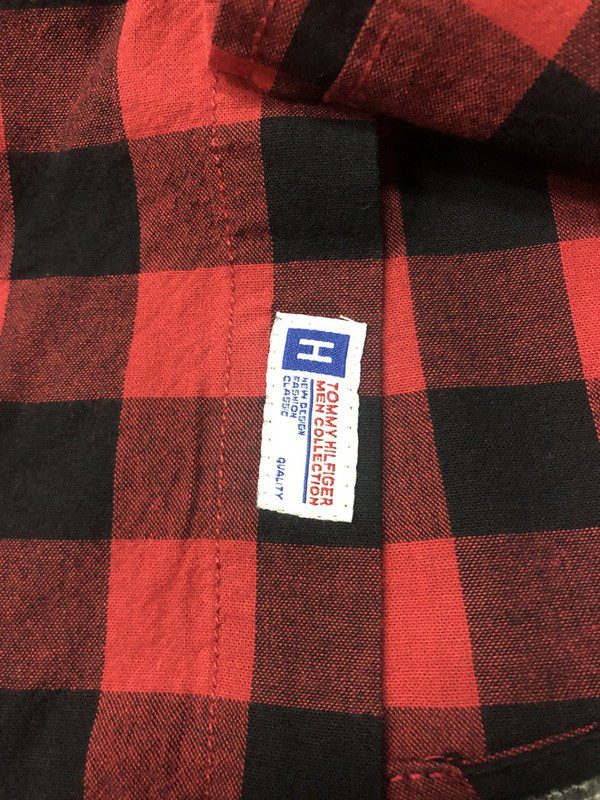 טומי הילפיגר-TOMMY BUTTON MEN'S- RED & BLACK – תמונה 13