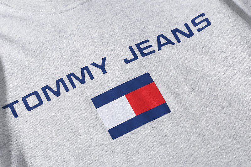 טומי הילפיגר-TOMMY TSHIRT MEN'S - Ghost – תמונה 8