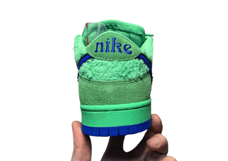 נעליי נייק-NIKE SB DUNK LOW PRO QS - Hippie Green & Blue Logo – תמונה 4