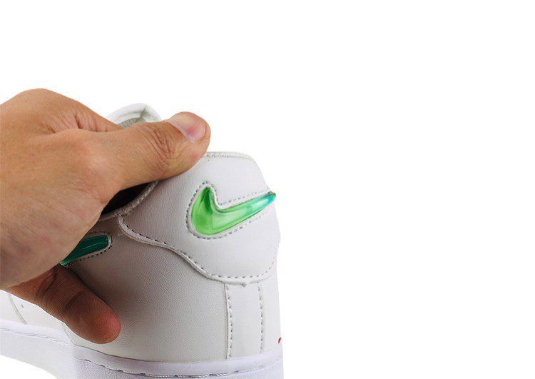 נעלי נייק -Nike Air Force 1 Low White-Fern – תמונה 10