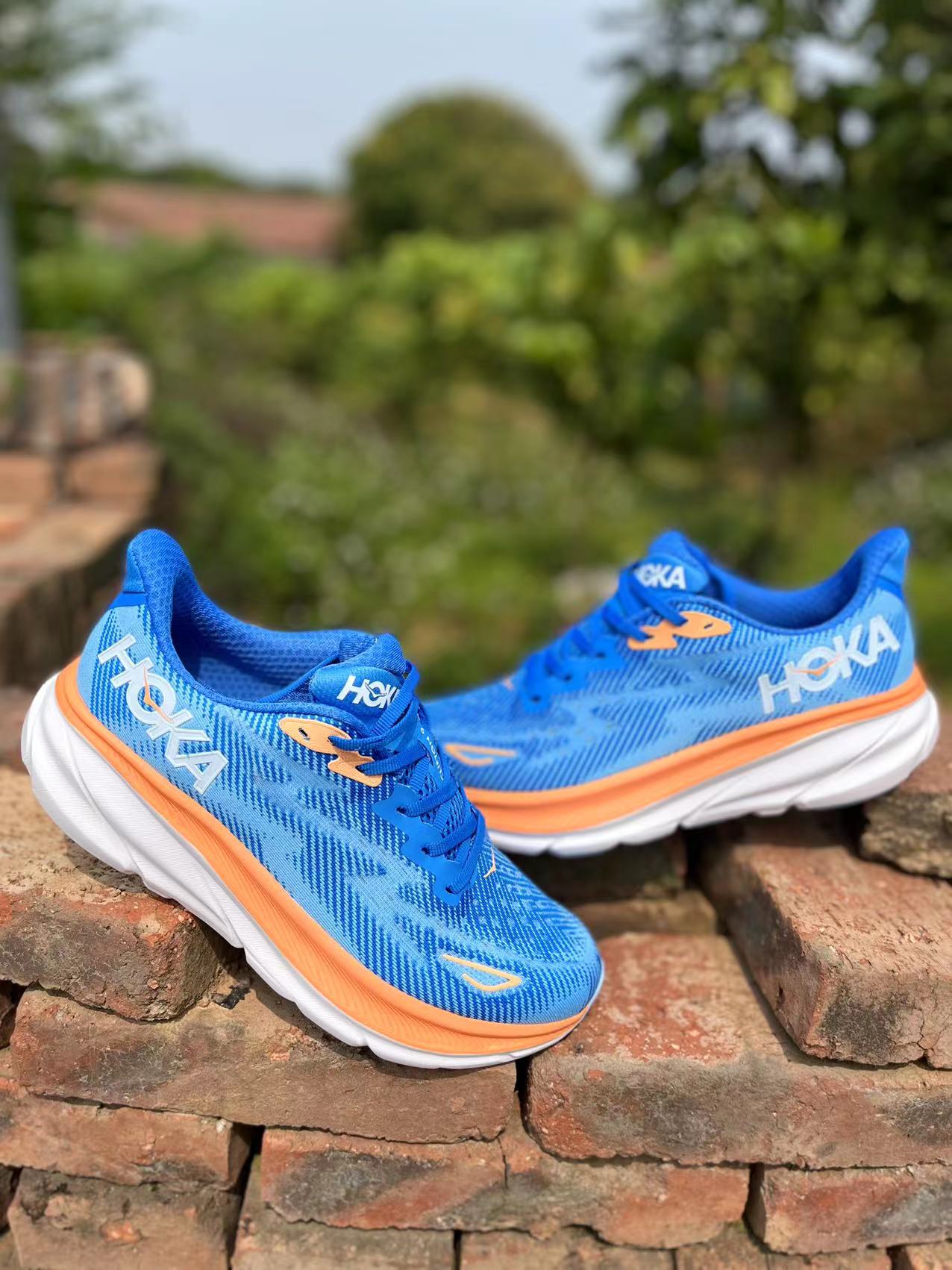 נעלי הוקה-HOKA ONE ONE Clifton 9 White Blue – תמונה 11