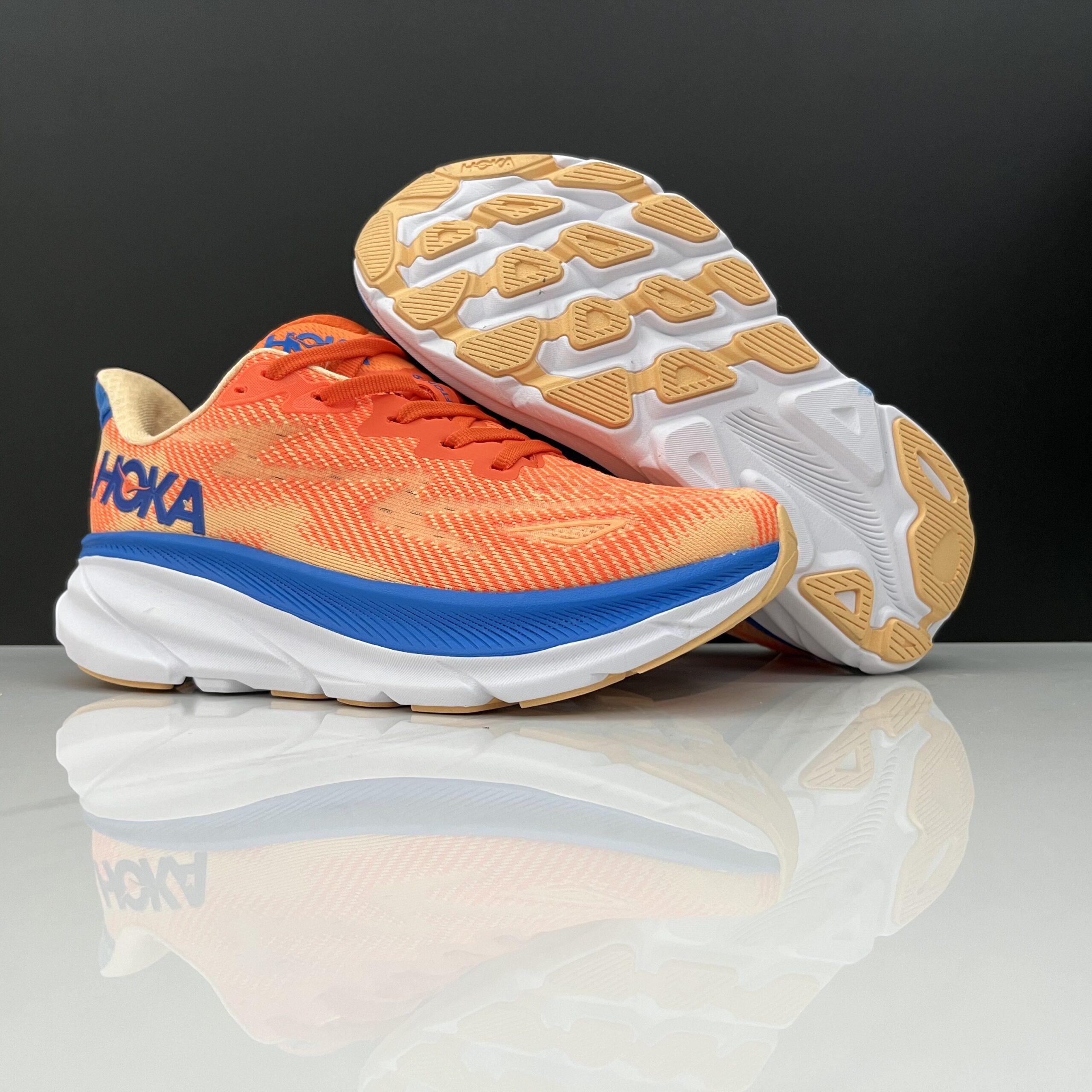 נעלי הוקה-HOKA ONE ONE Clifton 9 White ange – תמונה 7