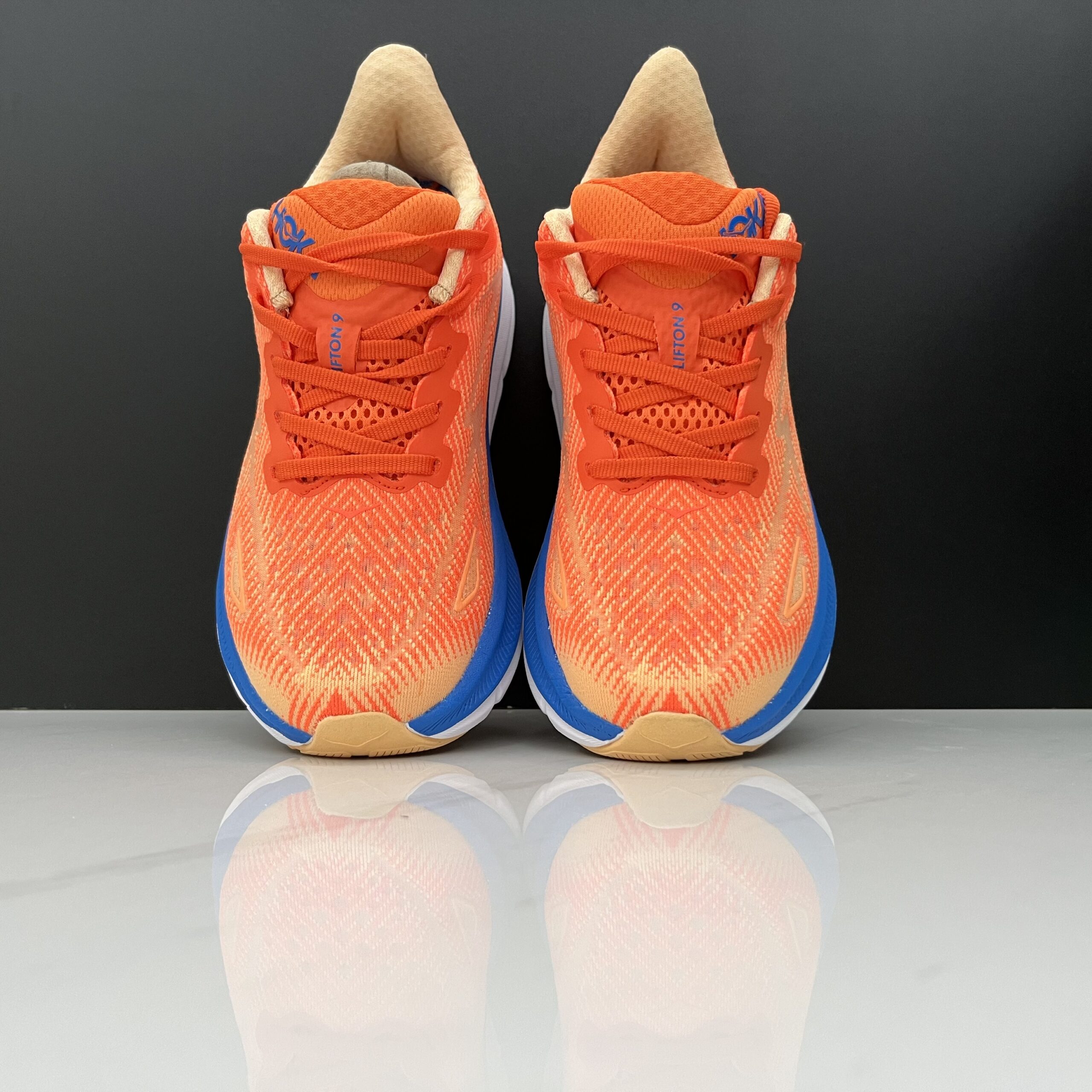נעלי הוקה-HOKA ONE ONE Clifton 9 White ange – תמונה 8