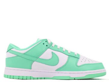 NIKE Dunk Low Green Glow 2021