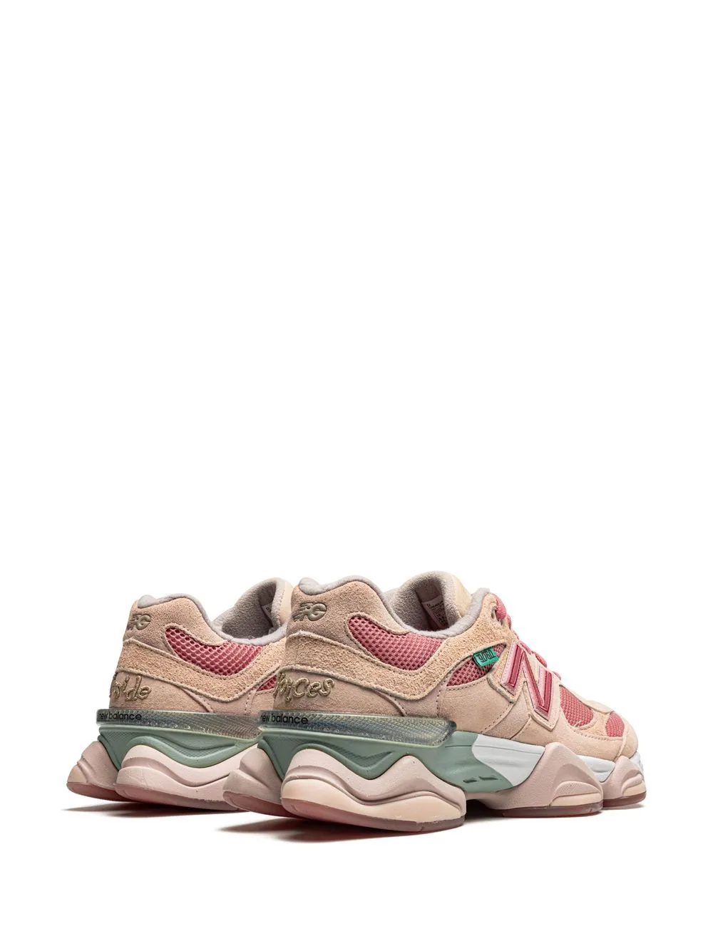 ניו באלאנס- New Balance 9060 "Inside Voices - Cookie Pink" Sneakers – תמונה 3