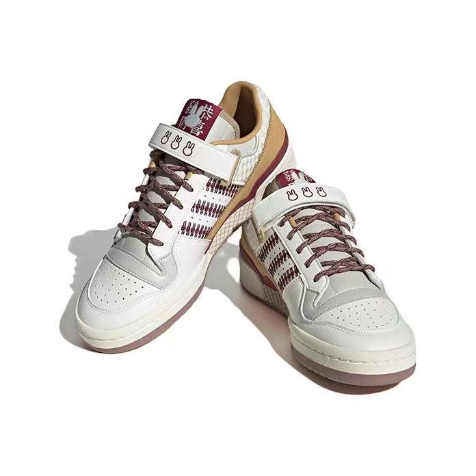 אדידס פורום - ADIDAS FORUM Low Off White/Team Red SNEAKERS – תמונה 3