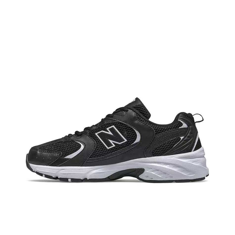  סניקרס ניו באלאנס NEW BALANCE 530 BLACK & WHITE – תמונה 4