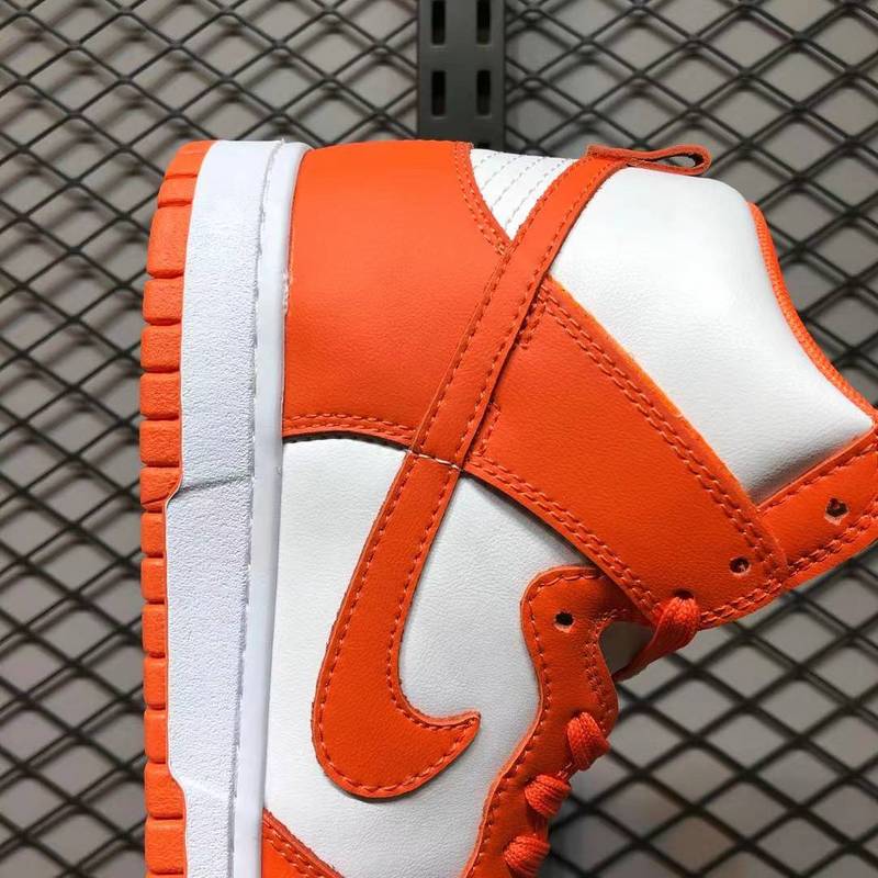 נייק דאנק- NIKE DUNK HIGH Red White – תמונה 13