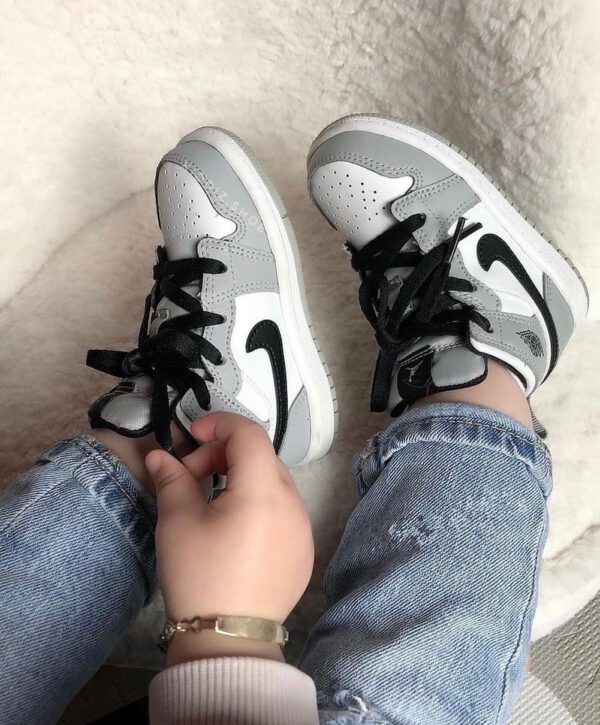 Air Jordan 1 Low Gray White ילדים – נייק ג'ורדן – תמונה 5